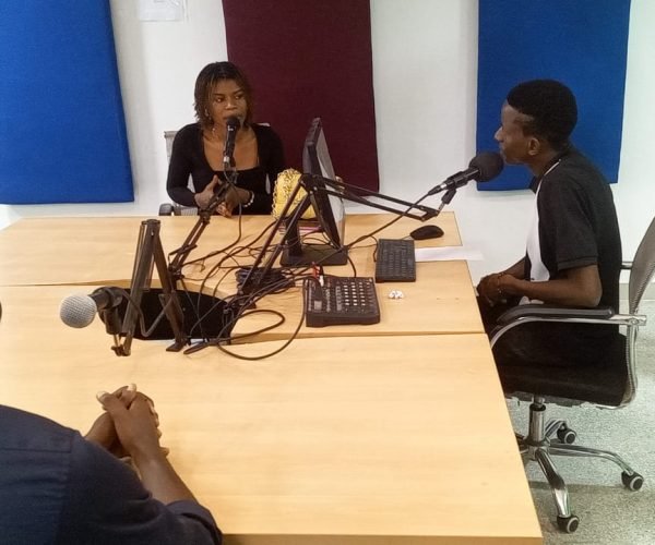 Debate Académico na Rádio da Faculdade de Ciências Sociais